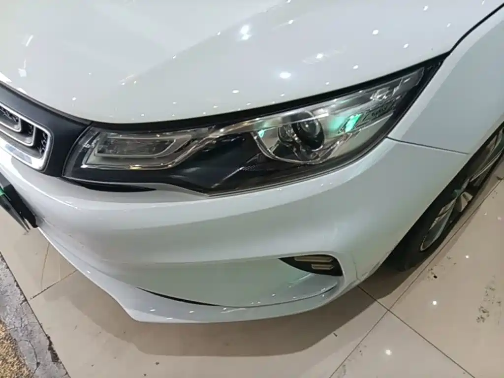 Geely Emgrand GL 2019 2018 1.4T Manual Elite Smart Connection