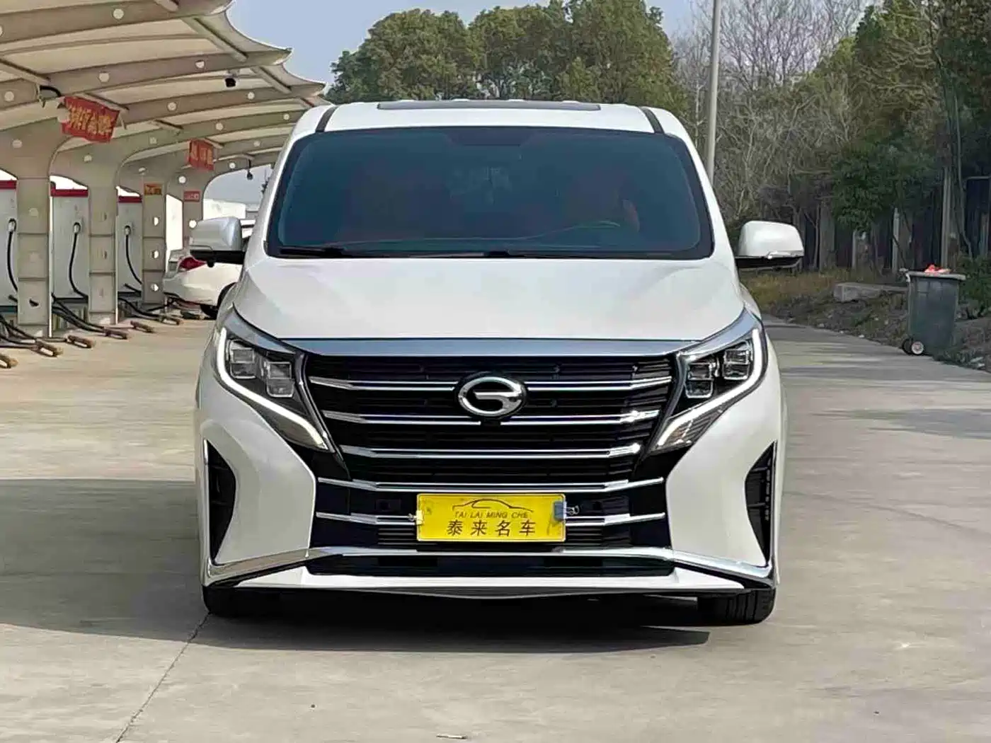 GAC TRUMPCHI M8