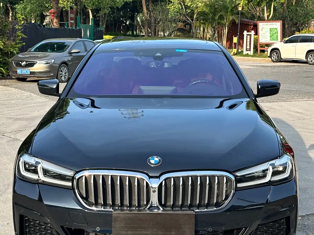 BMW 5 Series 2023 530Li Premium M Sport Package фото 2