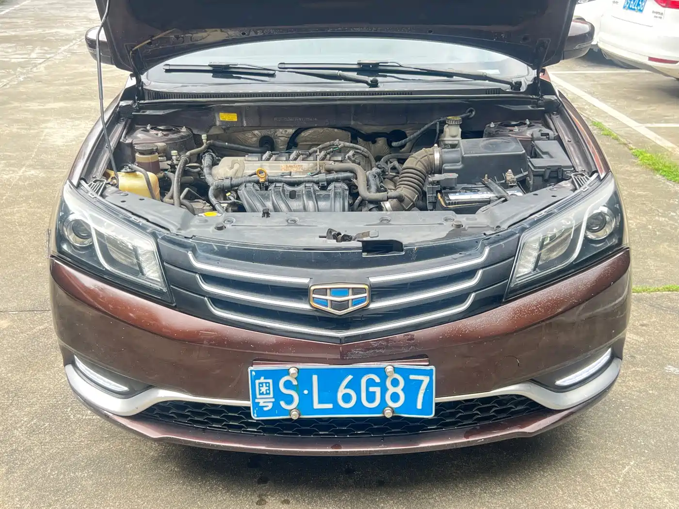 Geely Emgrand 2015 2015 Sedan 1.5L Manual Upward Edition
