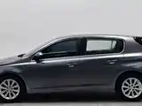 Photo 7 - Peugeot 308S