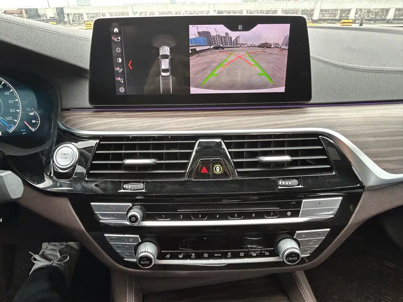 BMW 5 Series New Energy 2019 Facelift 530Le Pioneer Edition фото 18