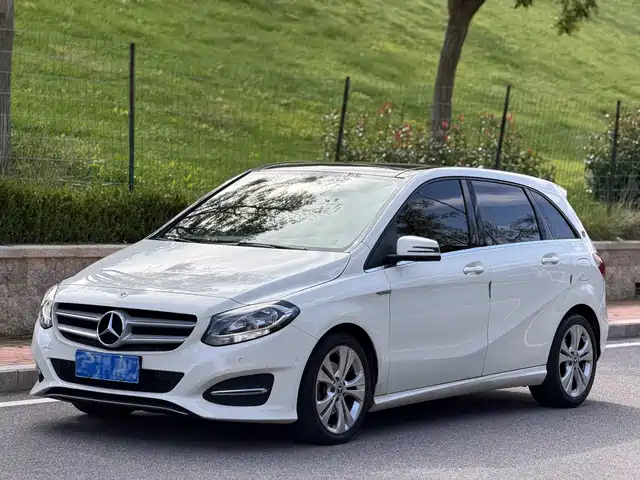 MERCEDES-BENZ B CLASS