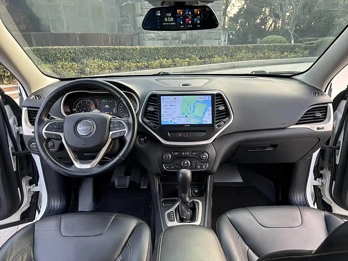 Jeep Cherokee (Import) 2015 2015 2.4L Elite Edition