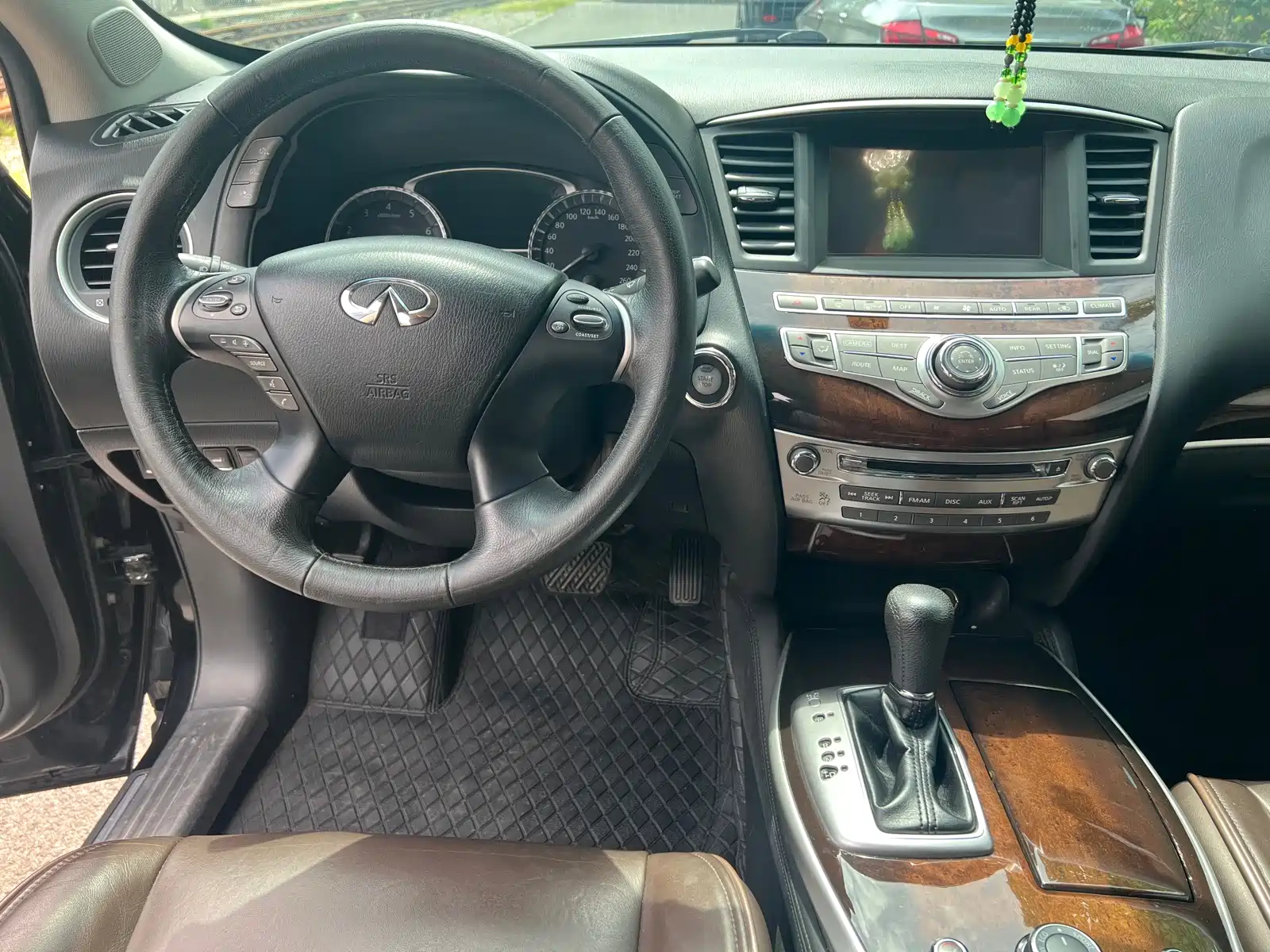 صورة 22 - Infiniti QX60 (Import)