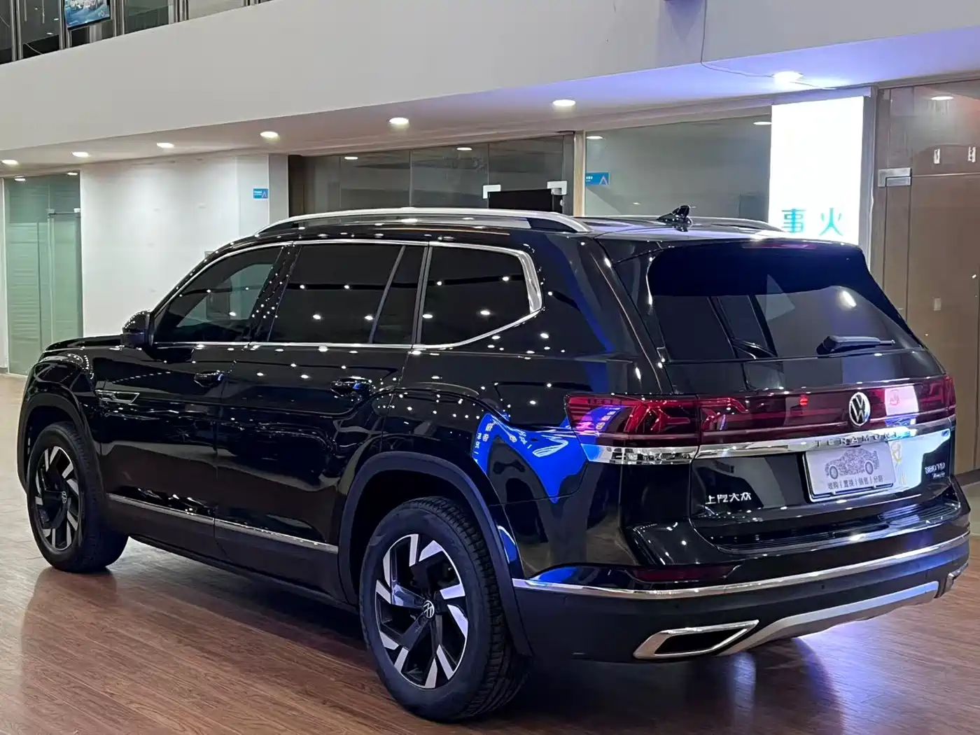 Volkswagen Teramont 2022 380TSI 4MOTION Premium Luxury фото 4