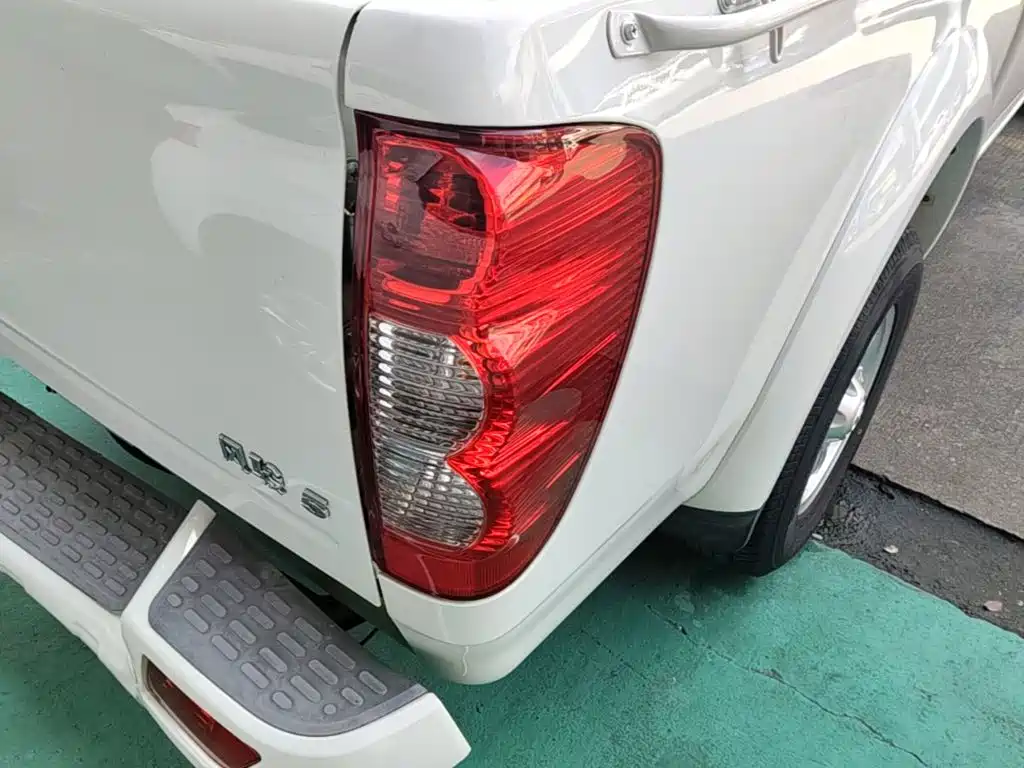 Great Wall Fengjun 5 2021 2020 Model 2.0T Diesel 2WD Elite Double Cab China VI GW4D20M