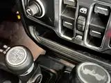 Фото 8 - Jeep Wrangler