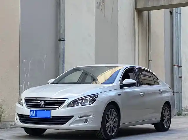 PEUGEOT 408