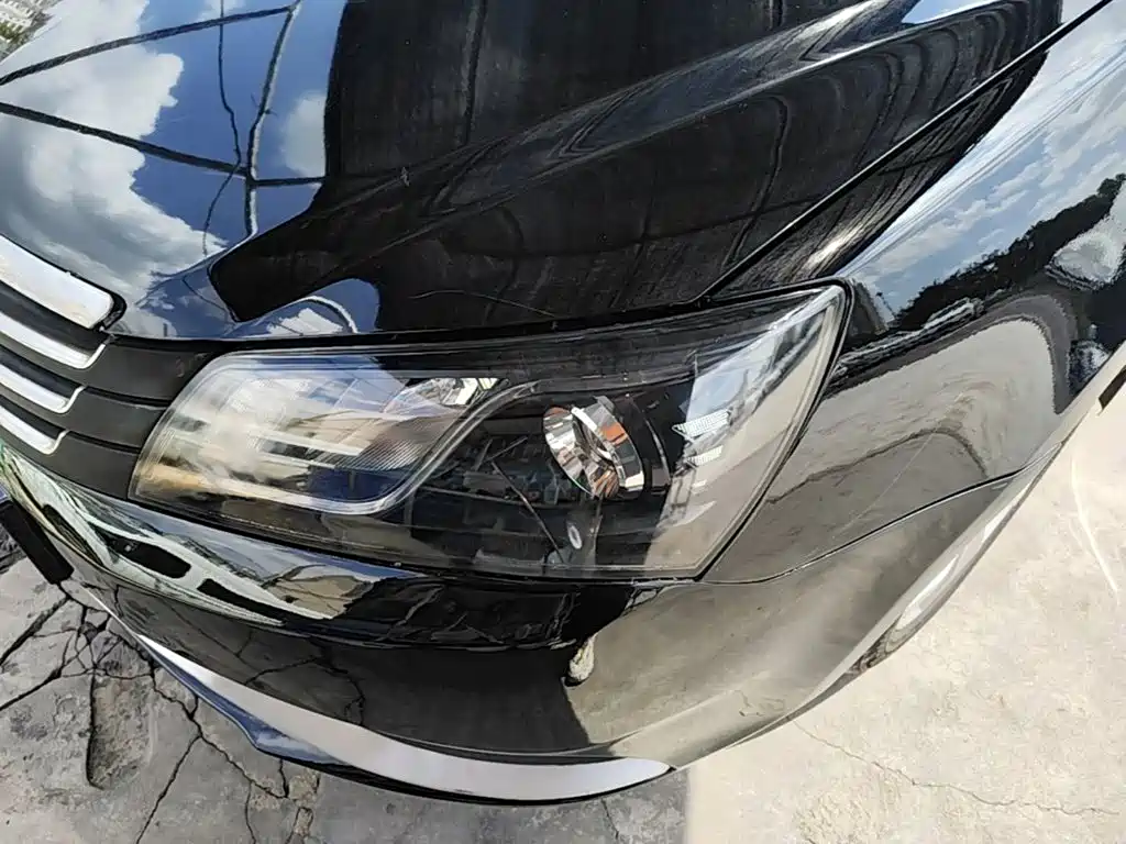 Geely Emgrand 2016 2016 Sedan 1.5L Manual Up Version