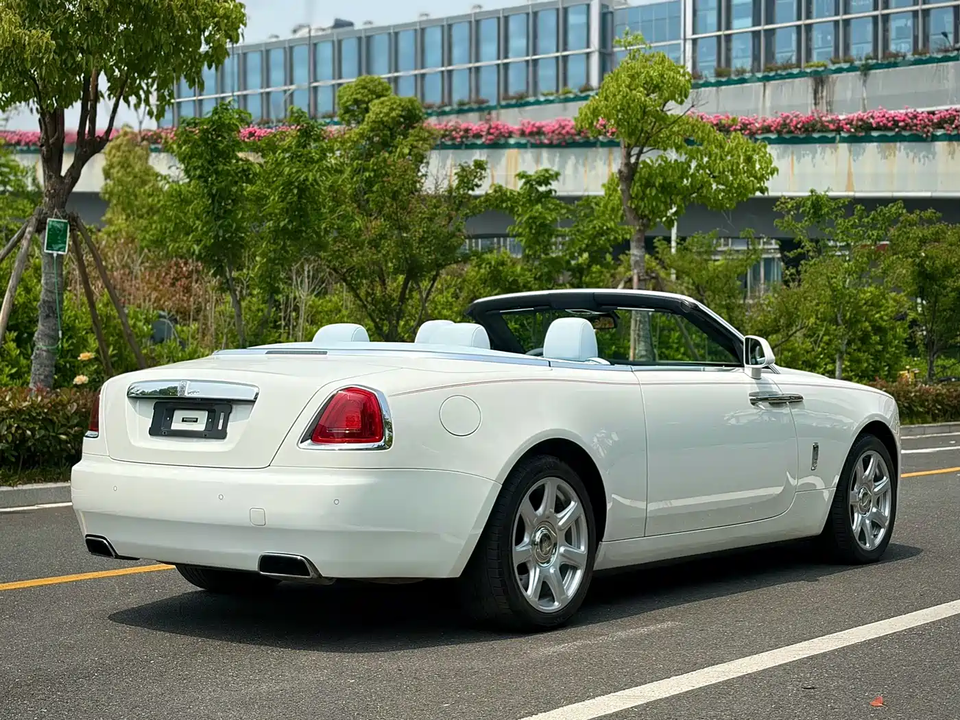 Rolls-Royce Dawn 2018 2018 6.6T Standard