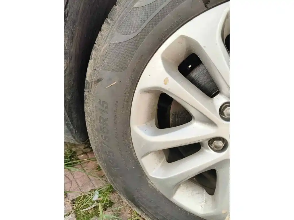 Ford Focus 2011 2011 Sedan 1.8L Automatic Fashion