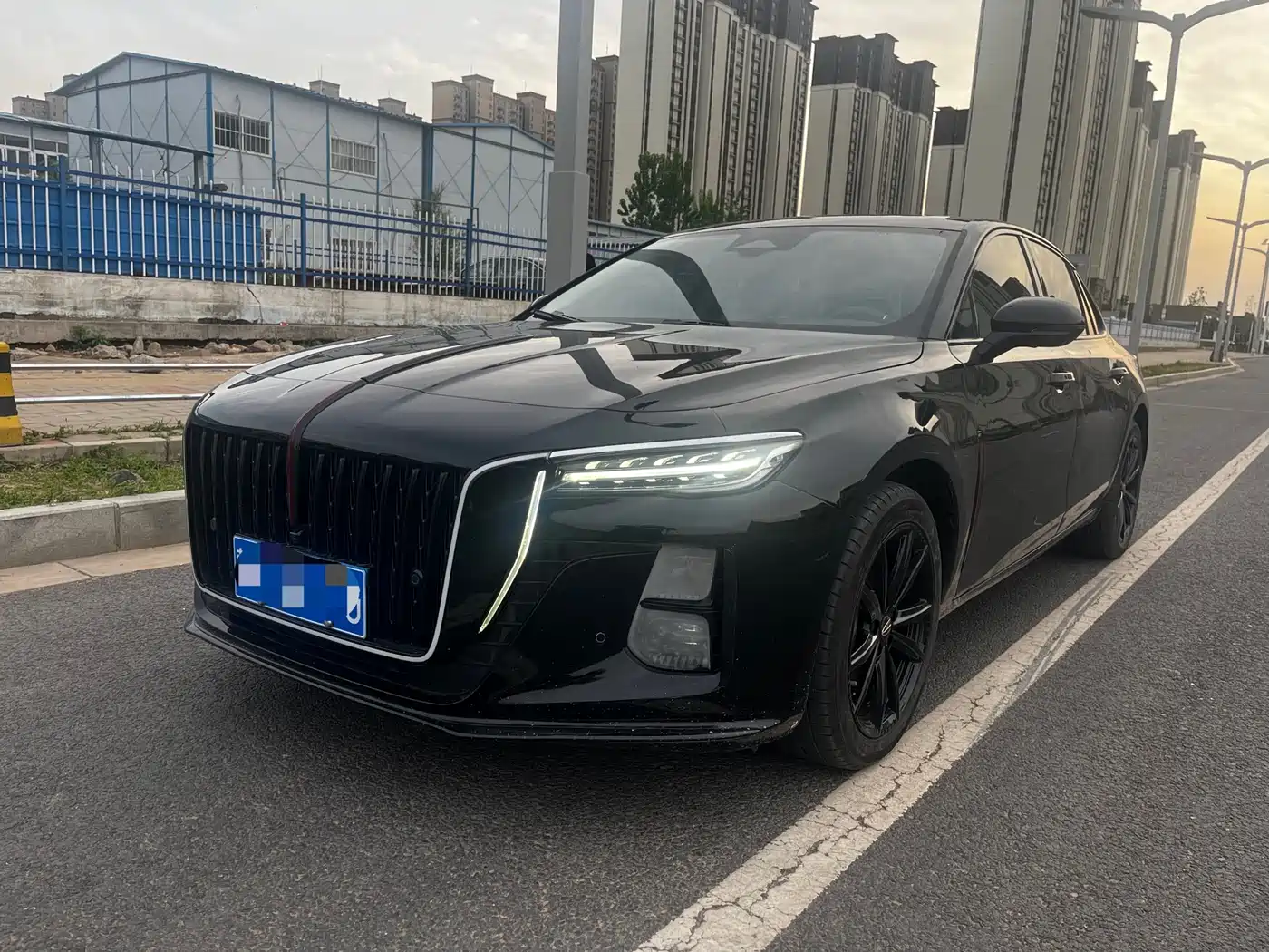 Hongqi H5 2025 2.0T Automatic Mystic Shadow