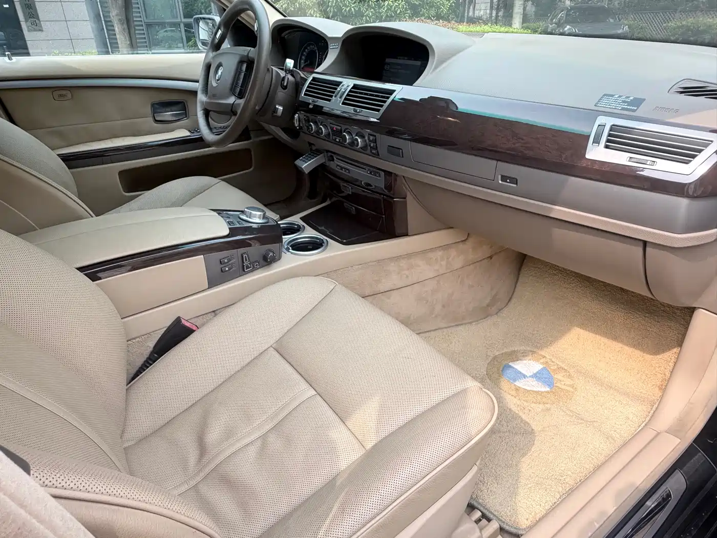 BMW 7 Series 2008 Model 730Li Leading фото 9