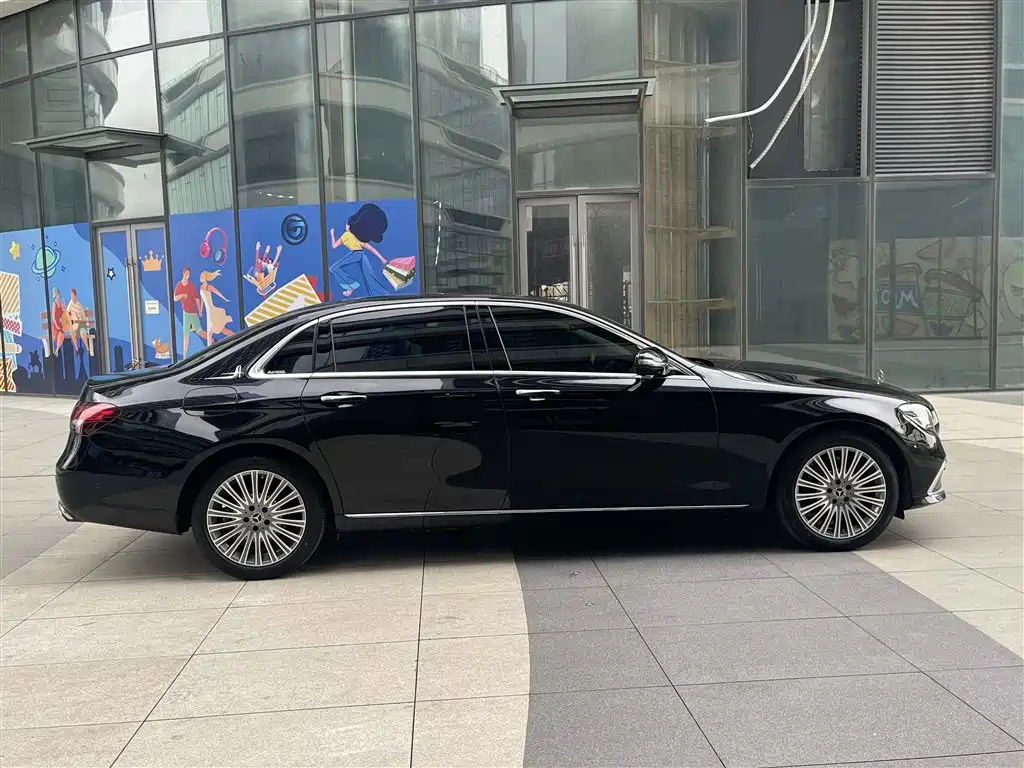 Mercedes-Benz E-Class 2022 E 300 L Luxury фото 7