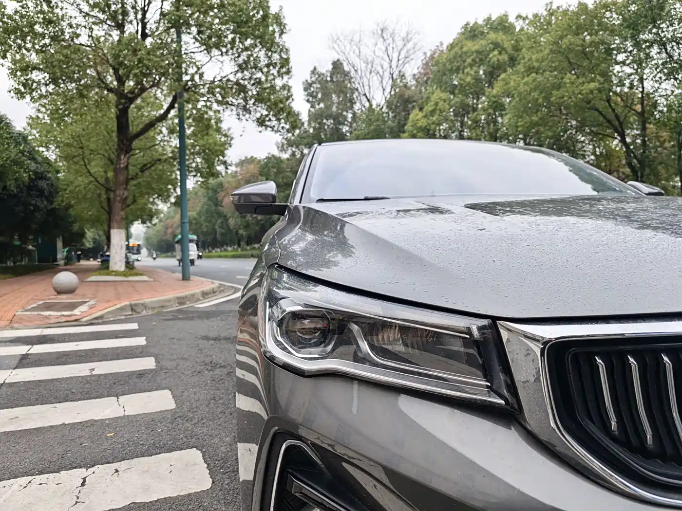 GEELY AUTOMOBILE EMGRAND