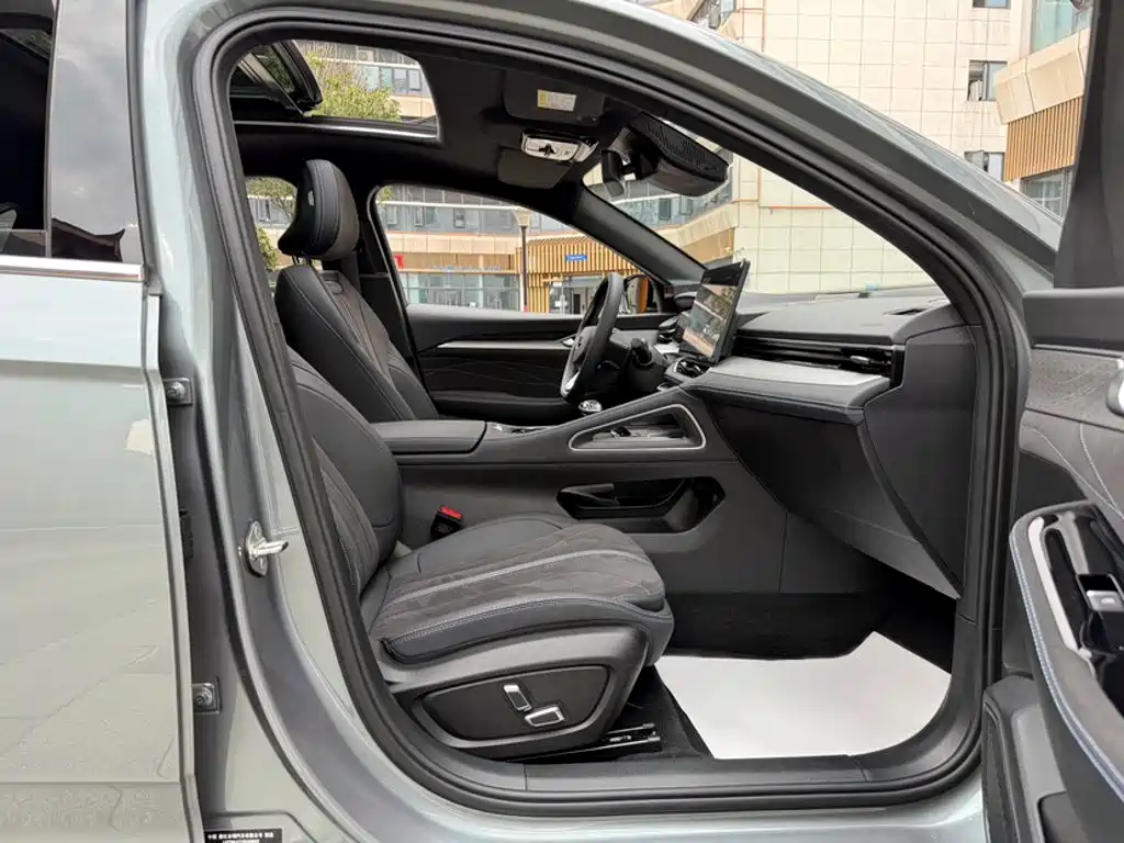Фото 21 - Geely Preface