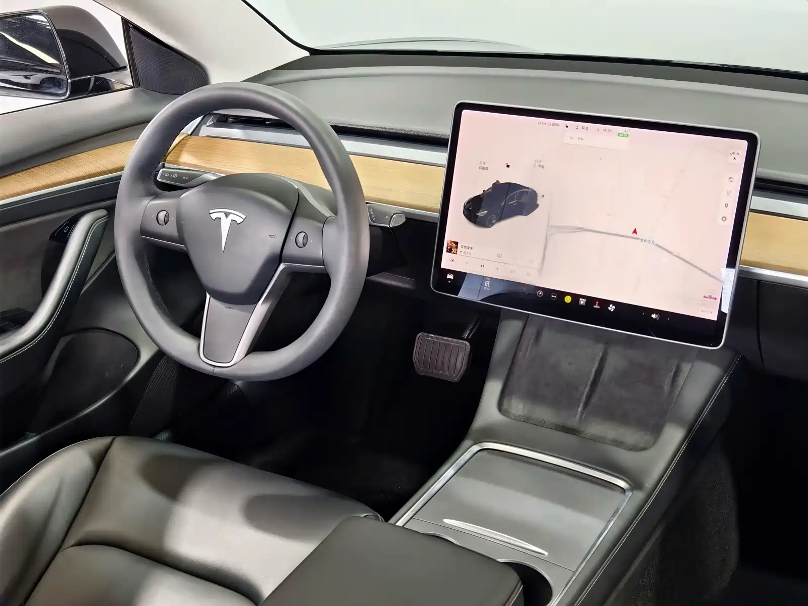 Фото 8 - Tesla Model 3