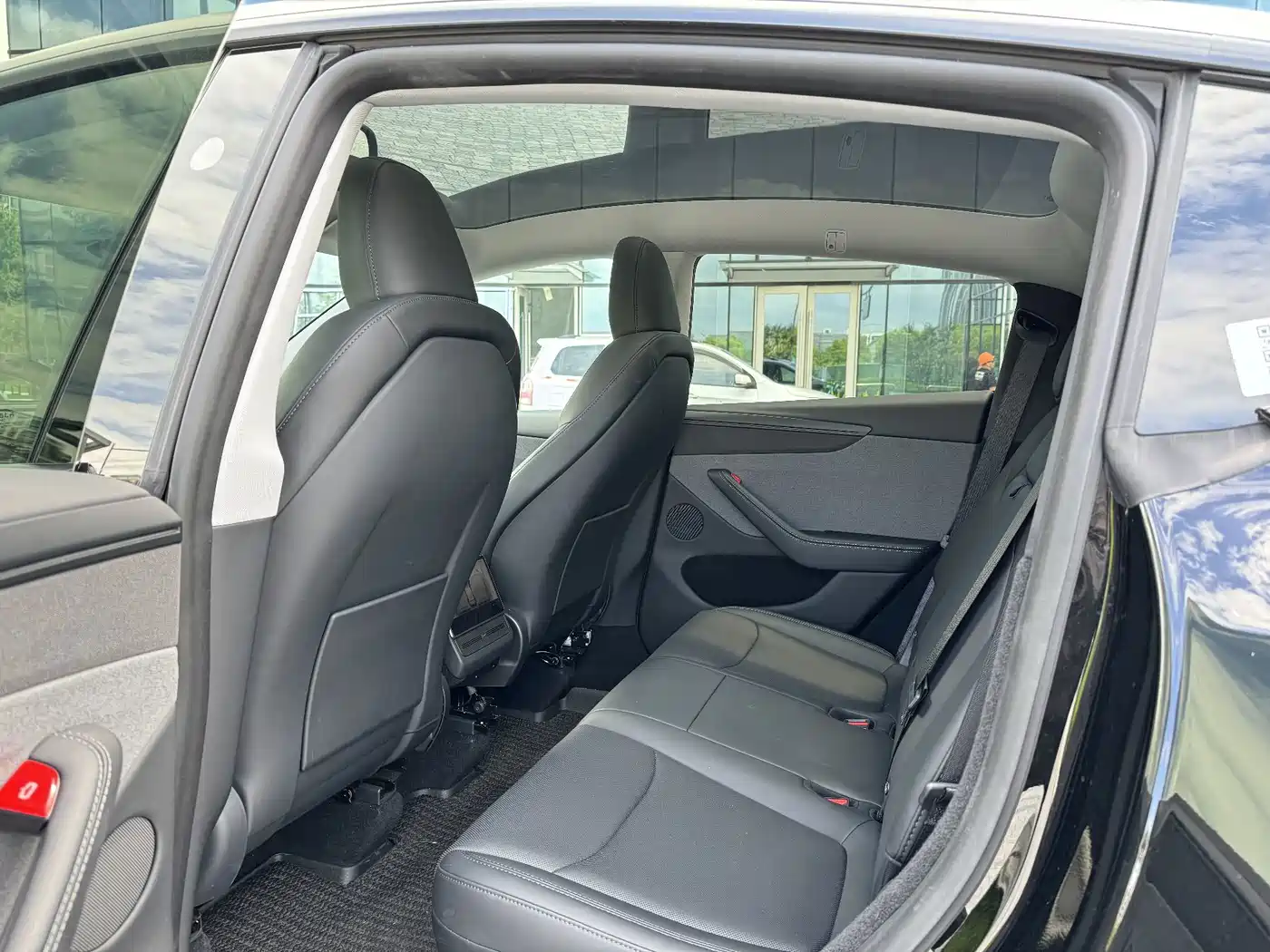Tesla Model Y 2026 2026 Long Range Rear-Wheel Drive
