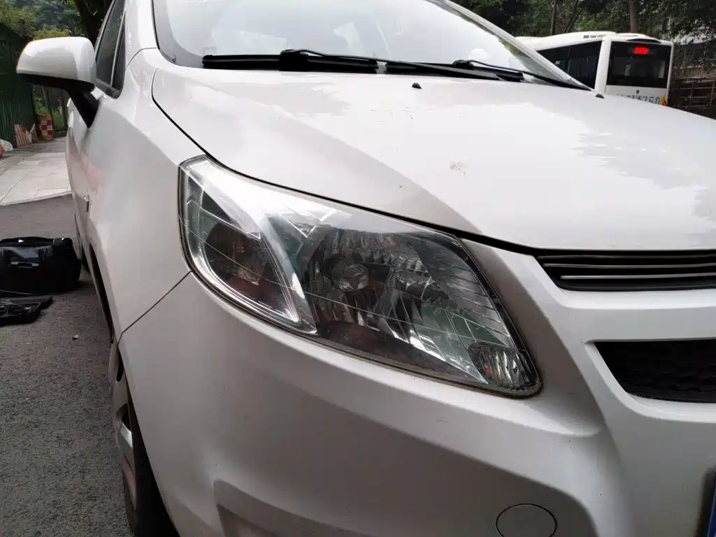 Chevrolet Sail 2014 2013 Sedan 1.4L Manual Happiness Edition II