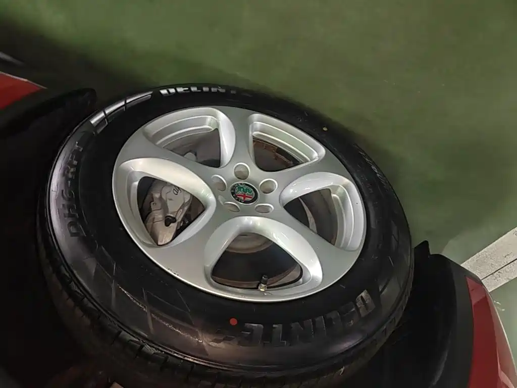 Alfa Romeo Stelvio 2017 2017 2.0T 200HP Elite