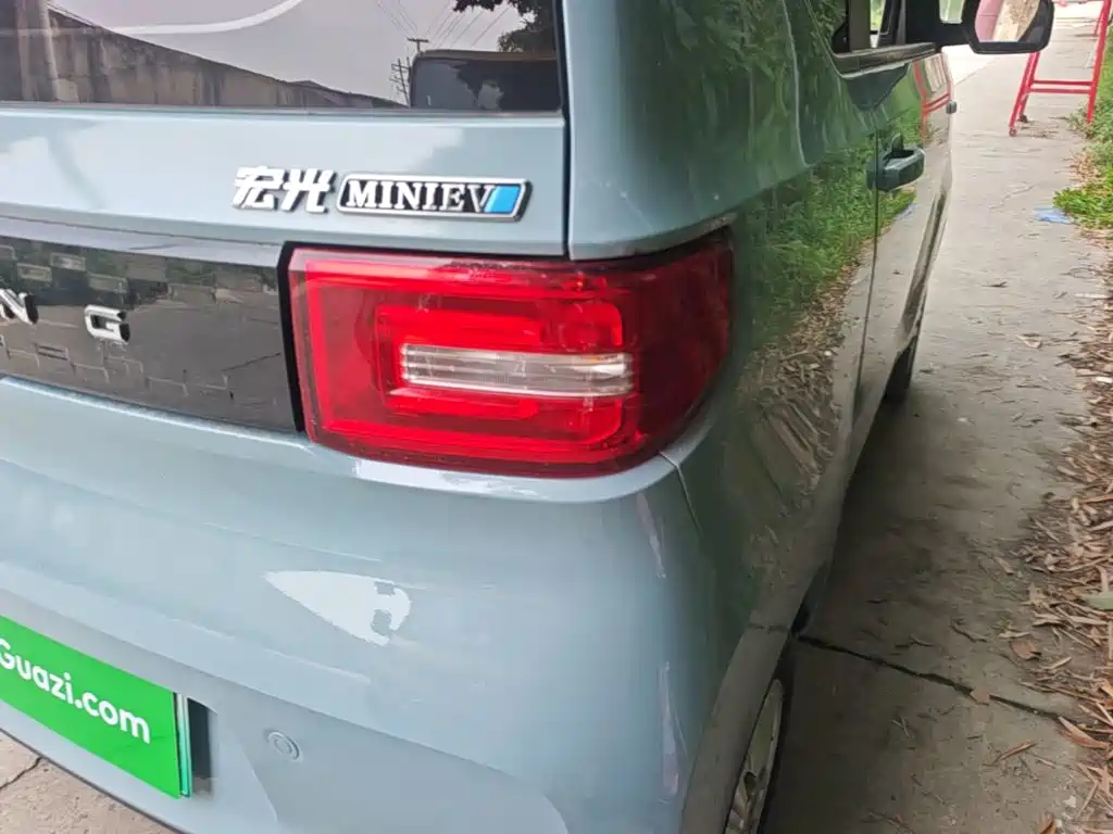 Photo 8 - Wuling Motors Hongguang MINIEV