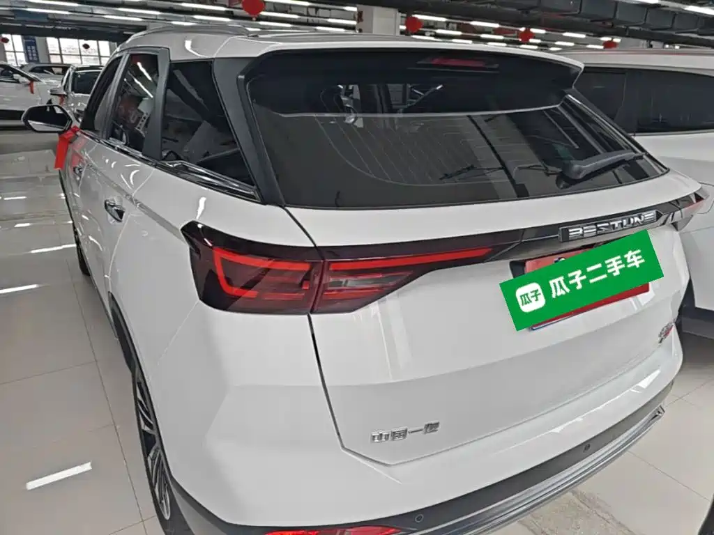 Besturn Bestune T77 2024 2023 1.5T Automatic Luxury