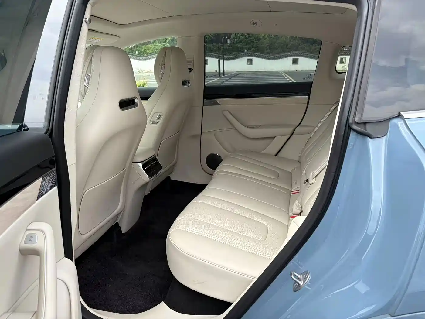 Zhijie Luxeed R7 2024 2024 Pure Electric 667km Max