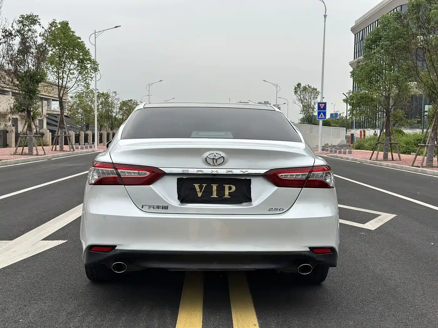 Toyota Camry 2019 2.5G Luxury Edition China VI фото 8