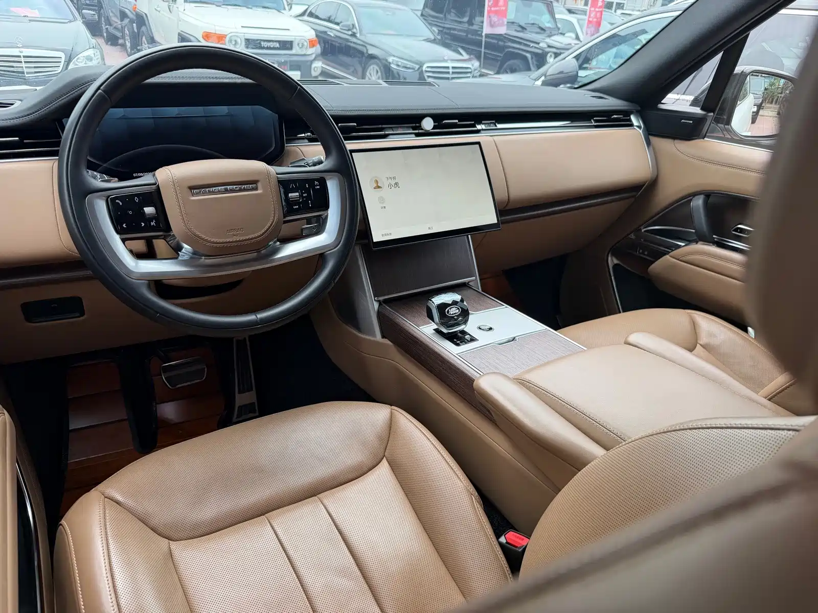 Фото 10 - Land Rover Range Rover