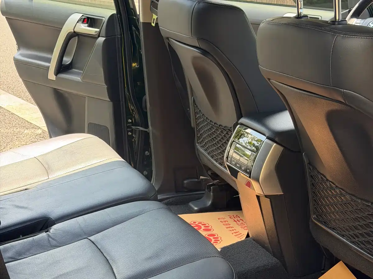 Toyota Prado 2019 2019 3.5L Automatic TX-L Zunxiang Edition with Rear-mounted Spare Tire