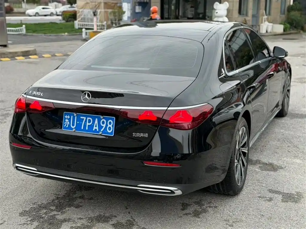 Mercedes-Benz E-Class 2024 Facelift E 300 L Luxury фото 4