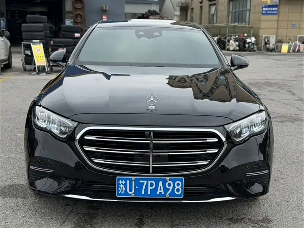 Mercedes-Benz E-Class 2024 Facelift E 300 L Luxury фото 2