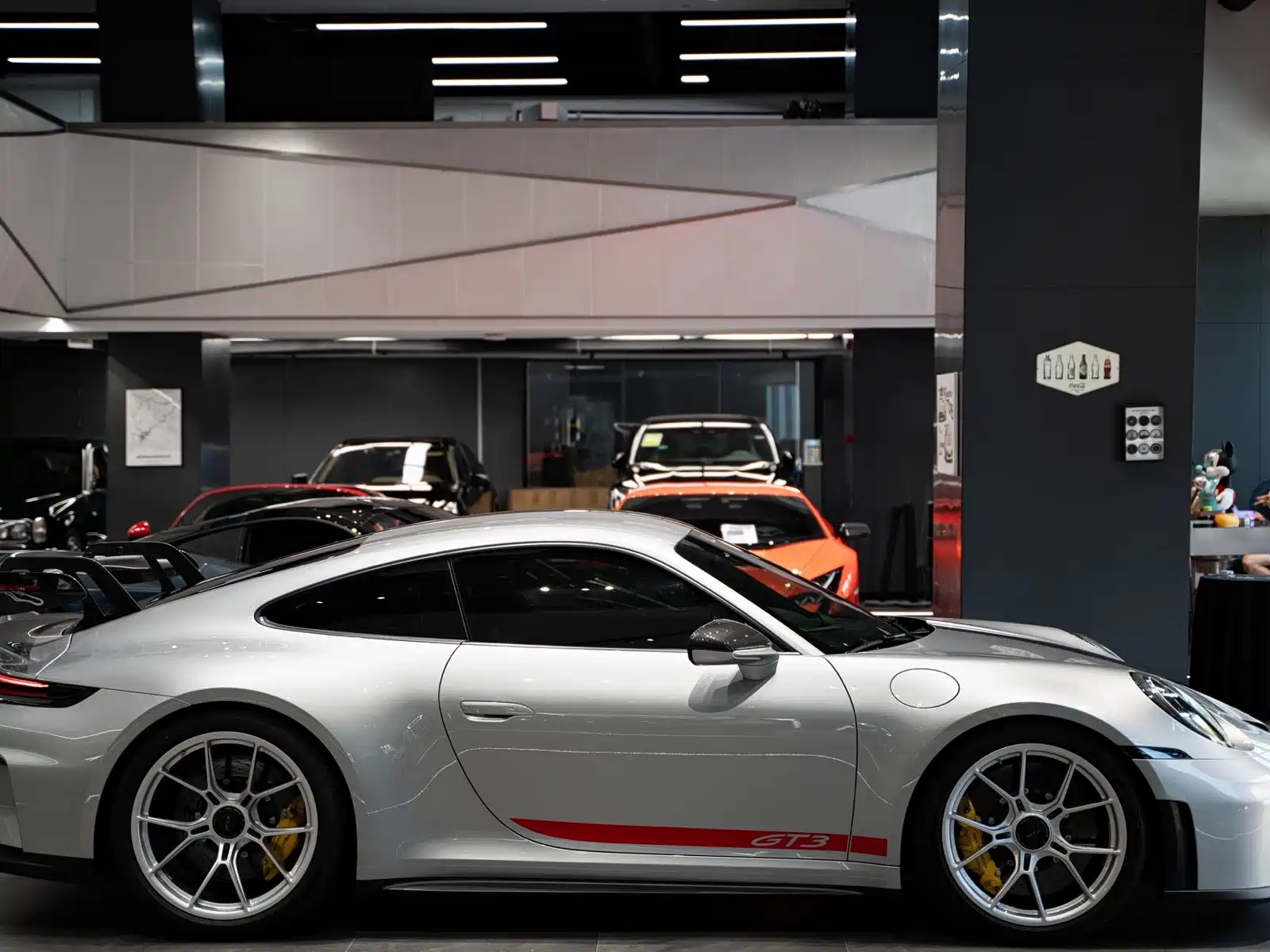 Photo 3 - Porsche 911