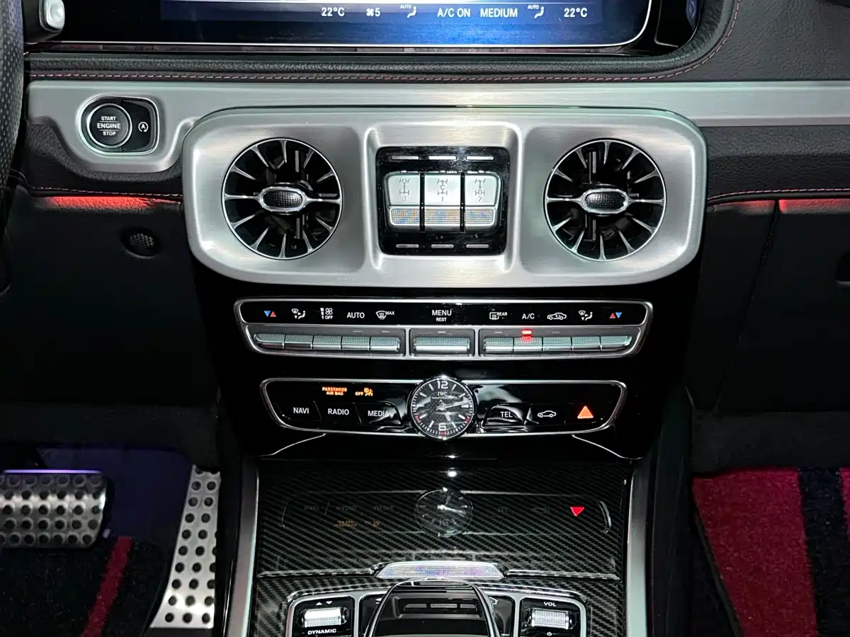 Mercedes-Benz G-Class AMG 2019 Facelift AMG G 63 фото 14