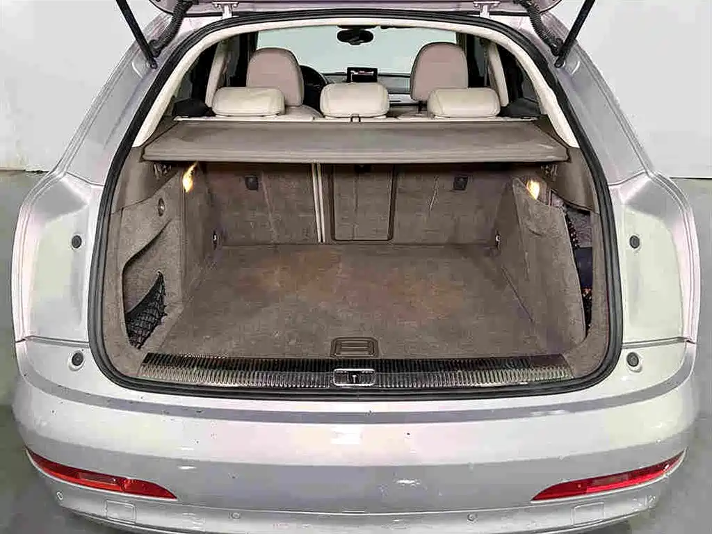 Audi Q3 2013 2013 40 TFSI quattro Luxury Model