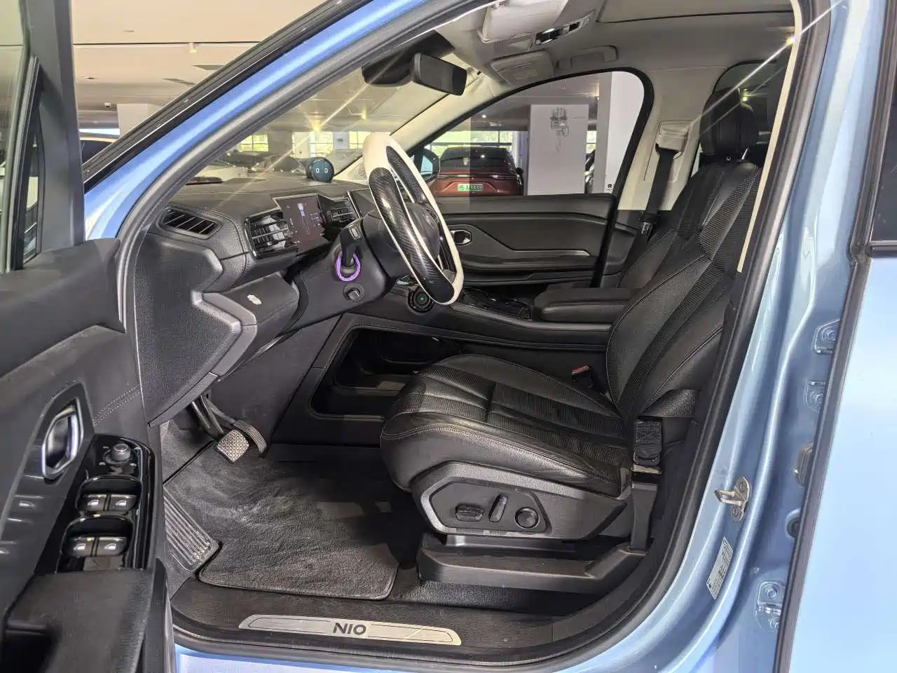 NIO ES8 2019 2018 355KM Base Model 7-Seater Version