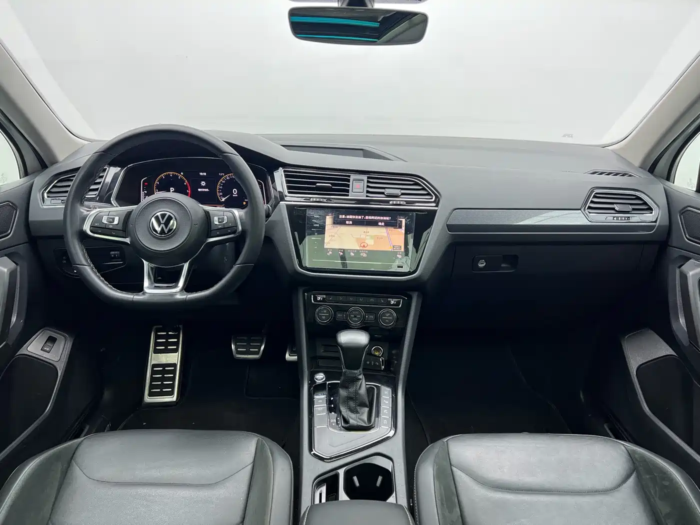 Volkswagen Tiguan L 2021 330TSI Automatic 2WD R-Line Premium фото 8