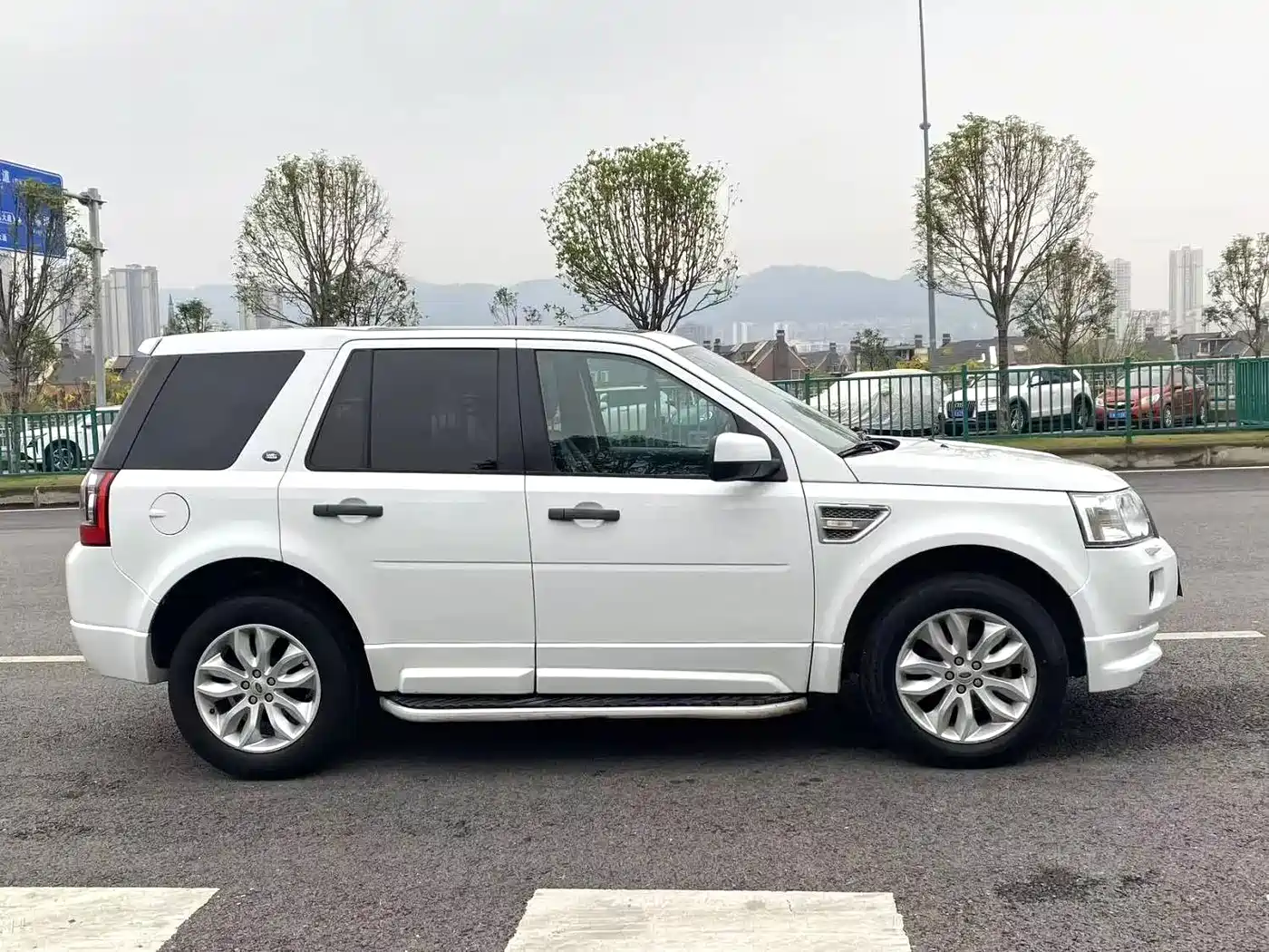 Фото 4 - Land Rover Freelander 2