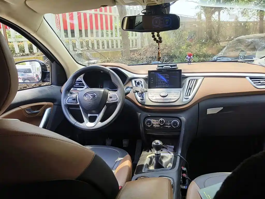 Soueast DX7 2017 2016 1.5T Manual Triumph Edition