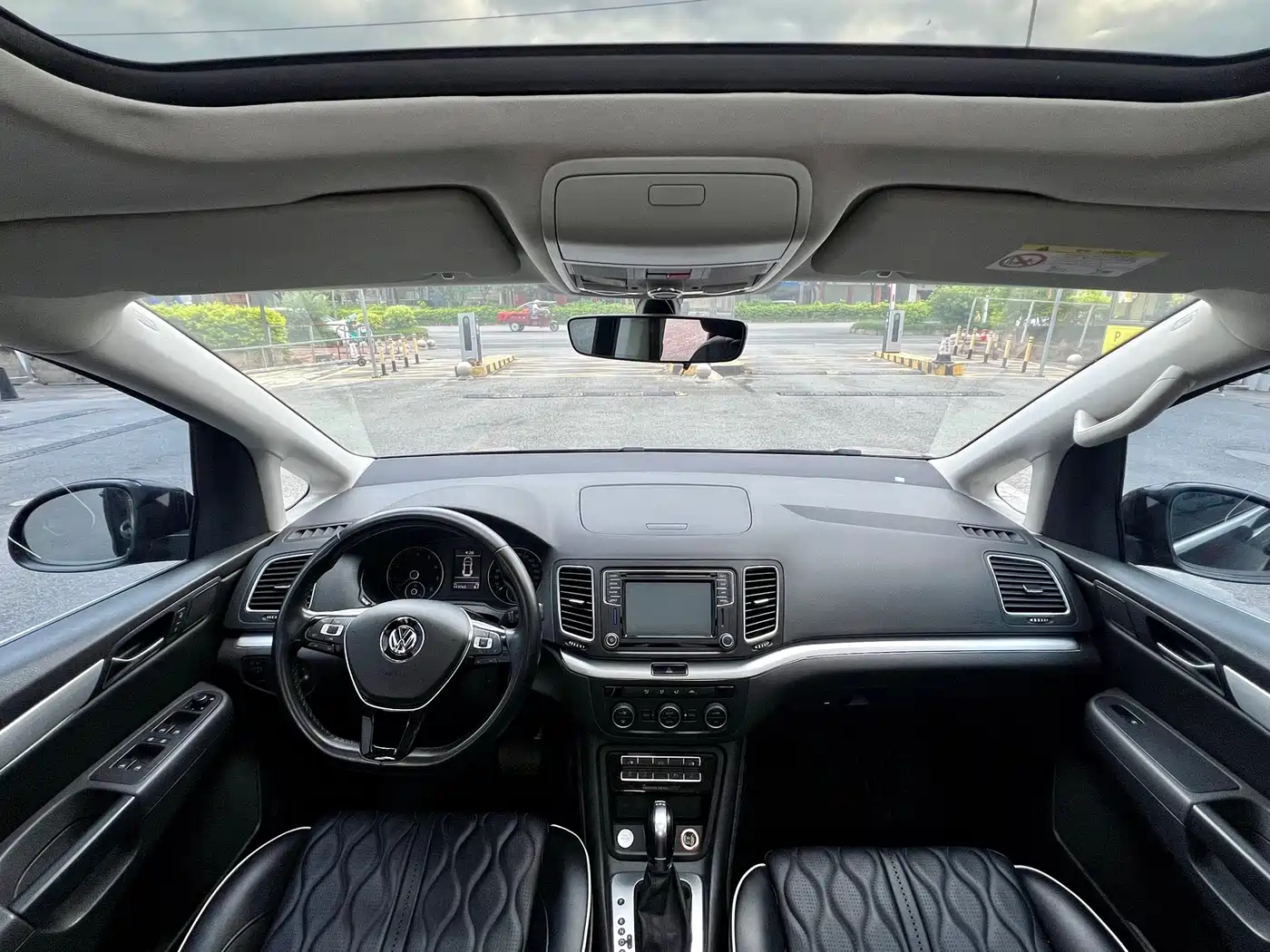 Volkswagen Sharan 2019 2018 380TSI Comfort 6-Seater