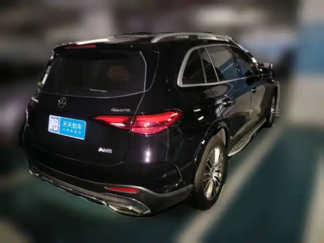 Mercedes-Benz GLC 2023 Facelift GLC 300 L 4MATIC Sport 5-Seater — фото 2