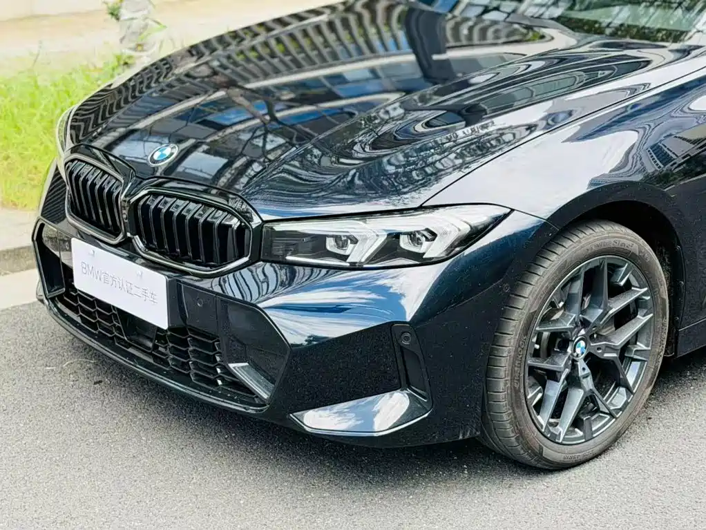 BMW 3 Series 2026 2025 330Li M Sport Night Edition