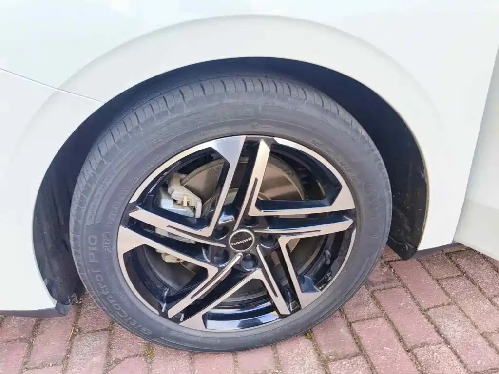 Roewe D7 2024 2023 DMH 125km Excellence Edition
