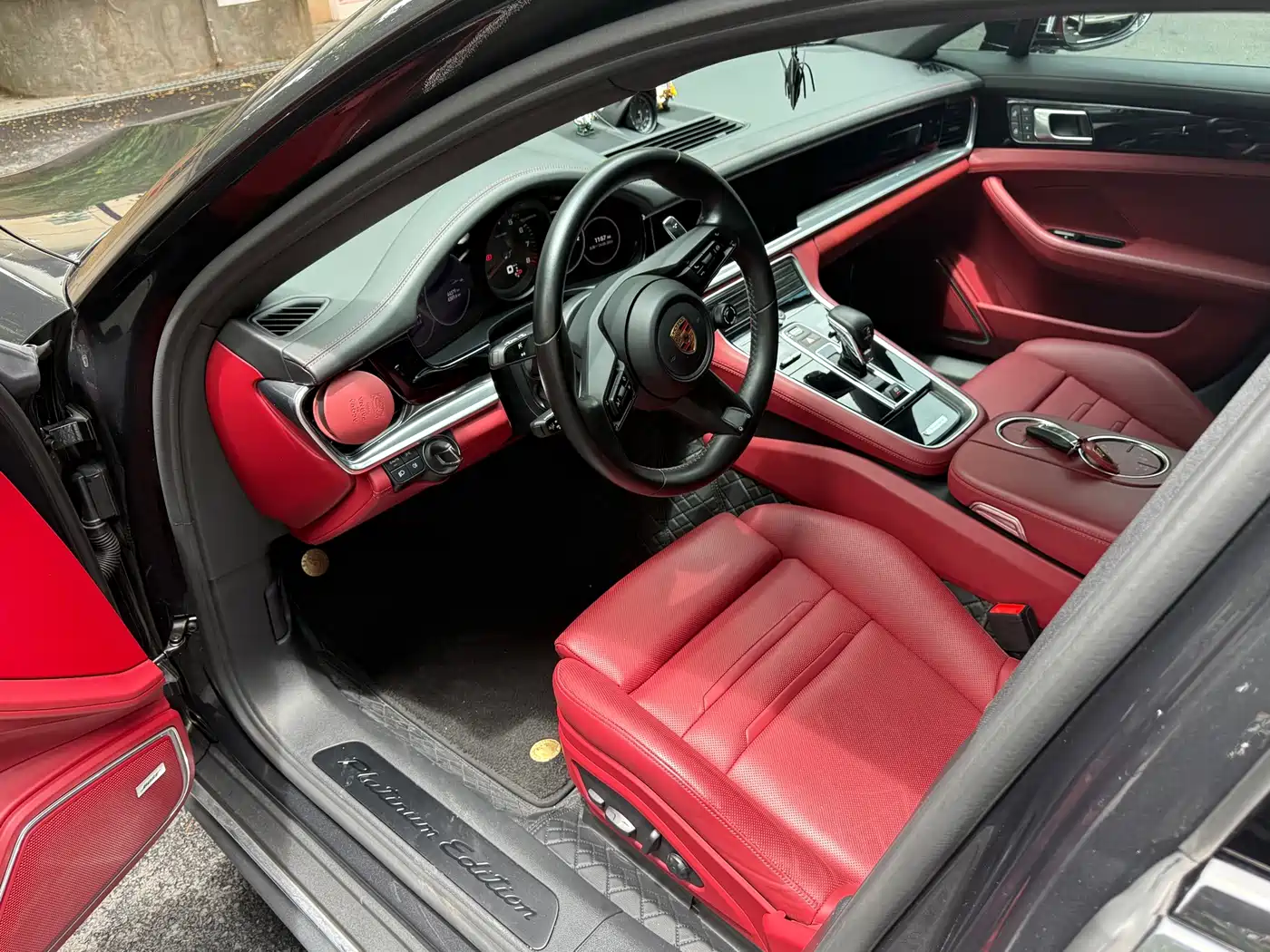 Фото 8 - Porsche Panamera