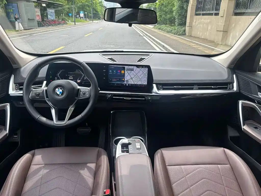 BMW X1 2023 sDrive20Li X Design Package фото 8