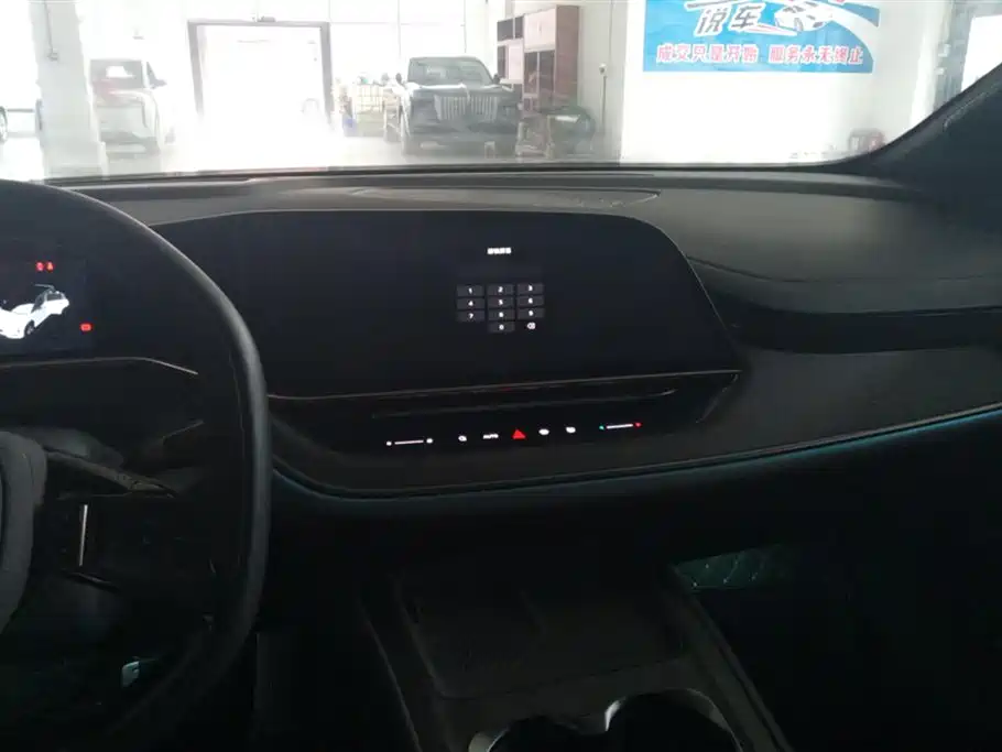 Hongqi HONGQI TIANGONG 08