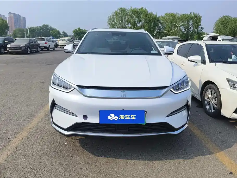 BYD Song PLUS PHEV 2021 EV Premium Model фото 2