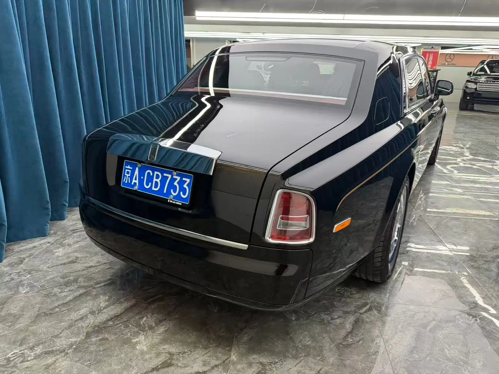 Фото 4 - Rolls-Royce Phantom