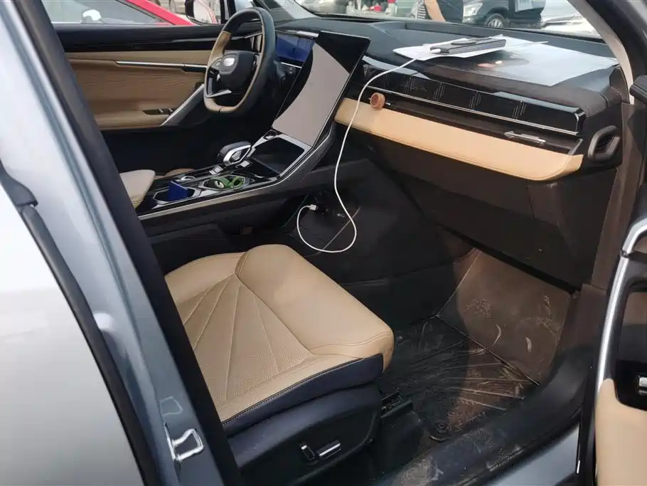 GEELY AUTOMOBILE BOYUE L